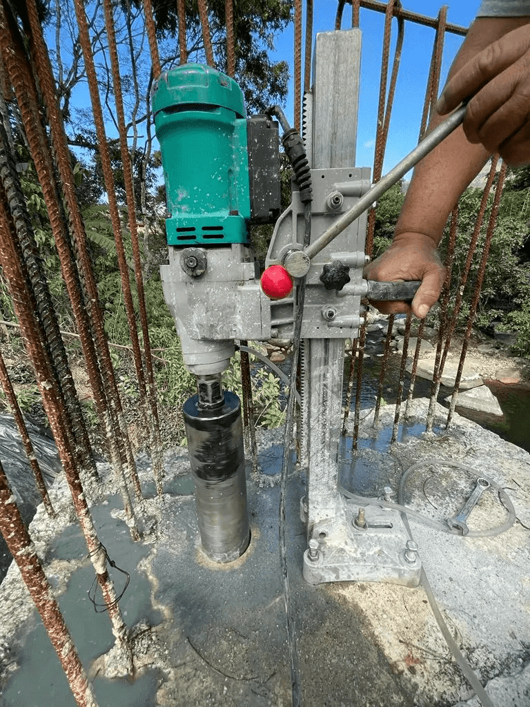 Extração, Preparo e Ruptura de Testemunho de Concreto Landing Image